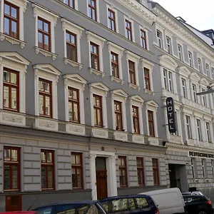 Hotel Caratart Bombolo ****